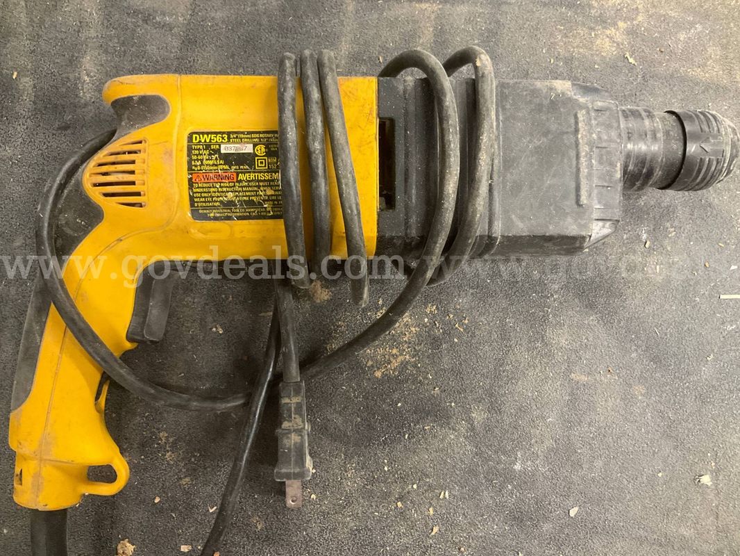 DeWalt DW563 SDS Rotary Hammer Drill 6.5A 120V Corded