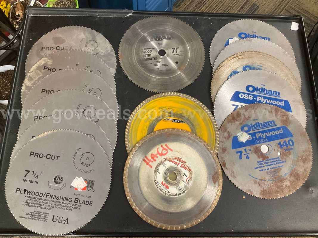 Bulk Saw Blade Lot - 7 1/4" Plywood, Finishing, & Masonry/Tile Blades