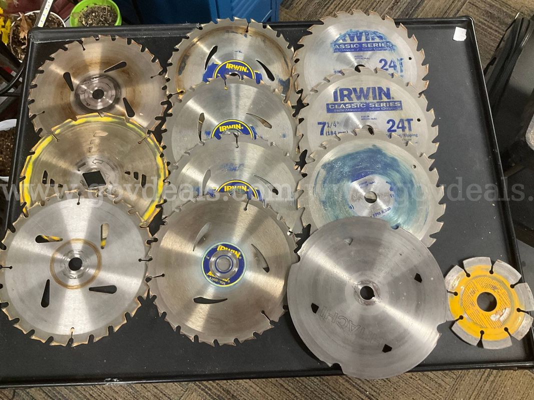 Lot of 11 Circular Saw Blades & Masonry Blade – 7 1/4" Irwin, Hitachi, & More