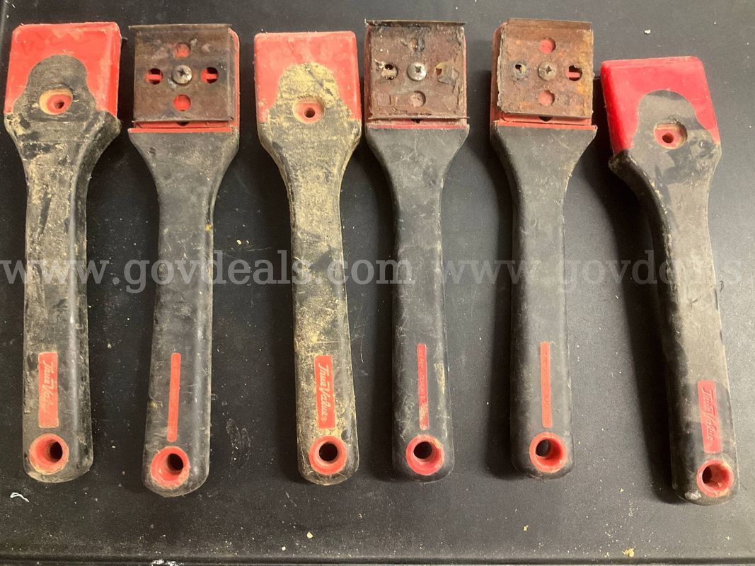 Lot of 6 True Value Heavy-Duty Razor Scrapers / Paint & Glass Scraper Handles