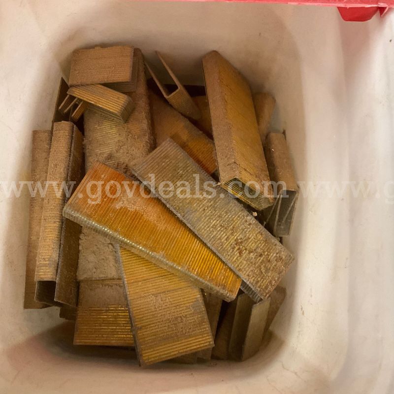 Bulk Lot of Heavy-Duty Pneumatic Staples – Construction / Framing Staples