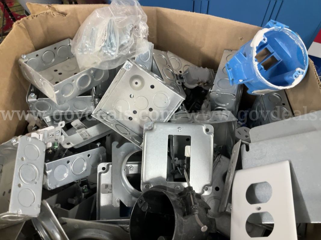 Bulk Lot Electrical Junction Boxes, Covers, Plates & Hardware – Metal & Plastic