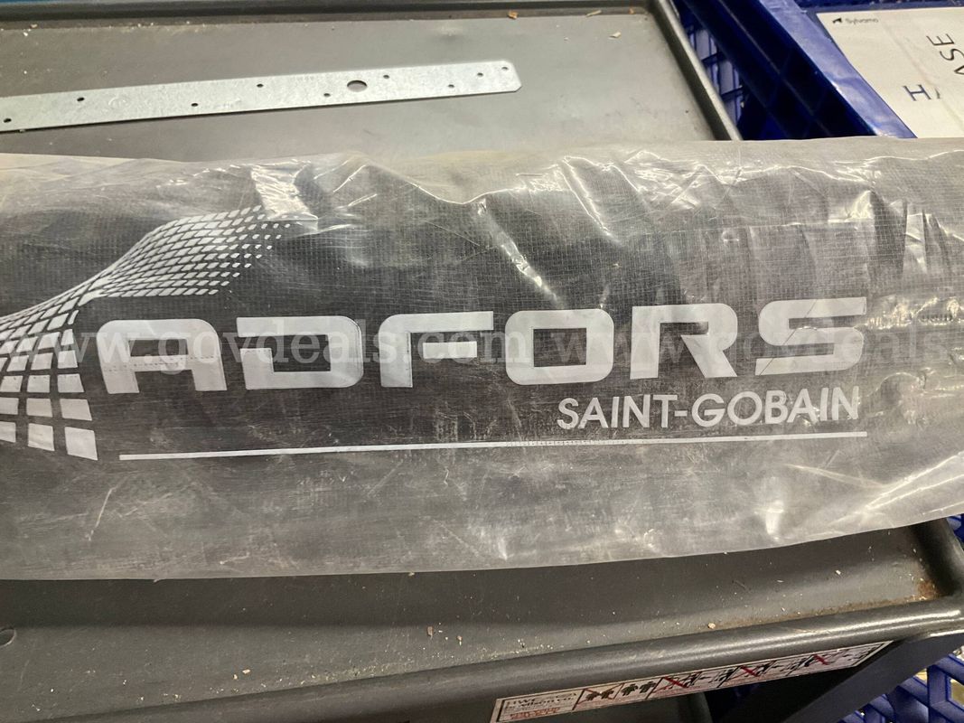 Saint-Gobain ADFORS Charcoal Fiberglass Screen Mesh Roll – 36" x 100' (New)