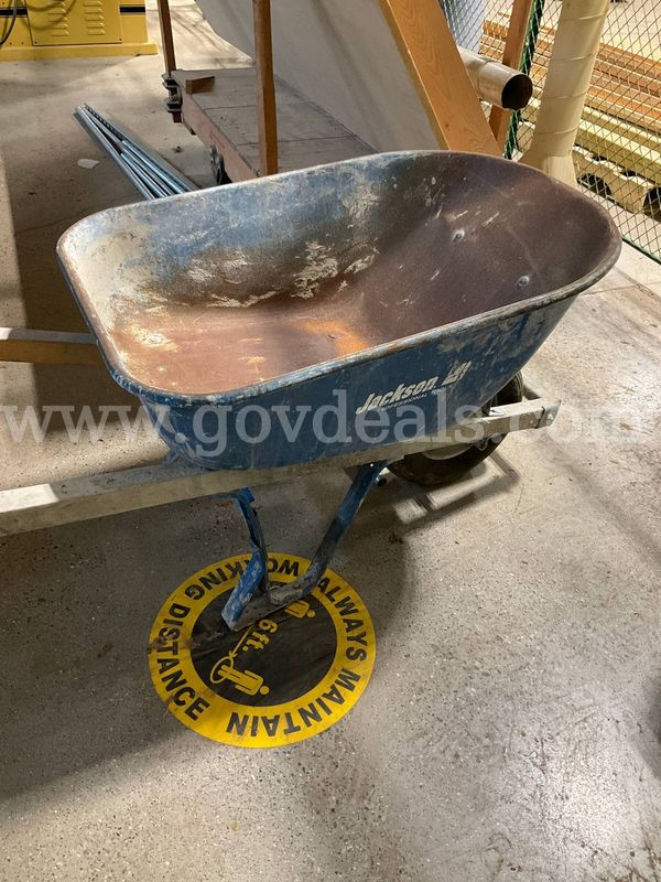 Jackson Heavy-Duty Contractor Steel Wheelbarrow