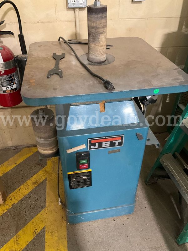 JET JOVS-10 Floor-Standing Oscillating Spindle Sander w/ Spindles & Accessories