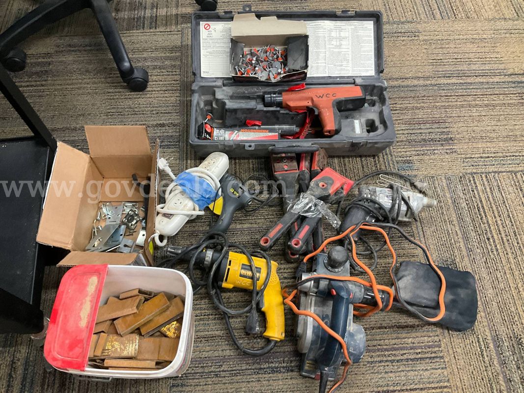 Contractor Tool Lot: DeWalt Screwdriver, Bosch Planer, Remington 496 Powder Tool & Hardware
