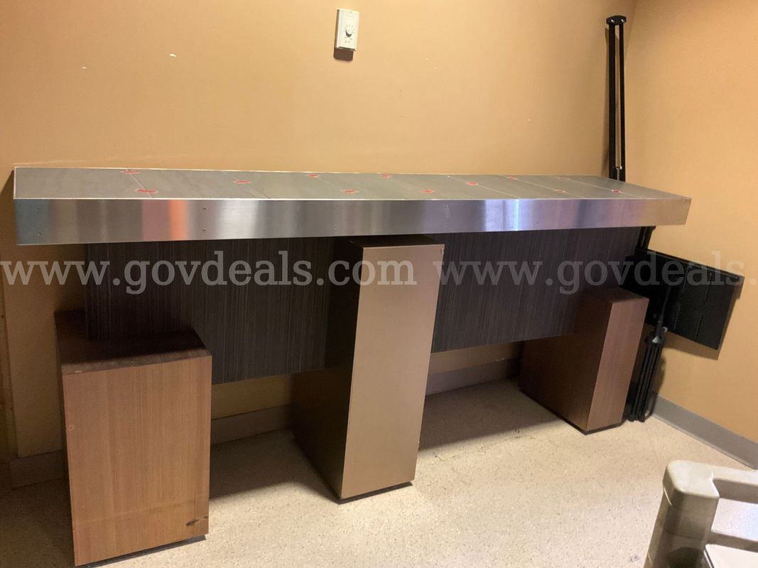 Modern Commercial Reception Desk / Custom Countertop or Bar top(Very Heavy needs to be removed by Aug. 25th Bring Help)