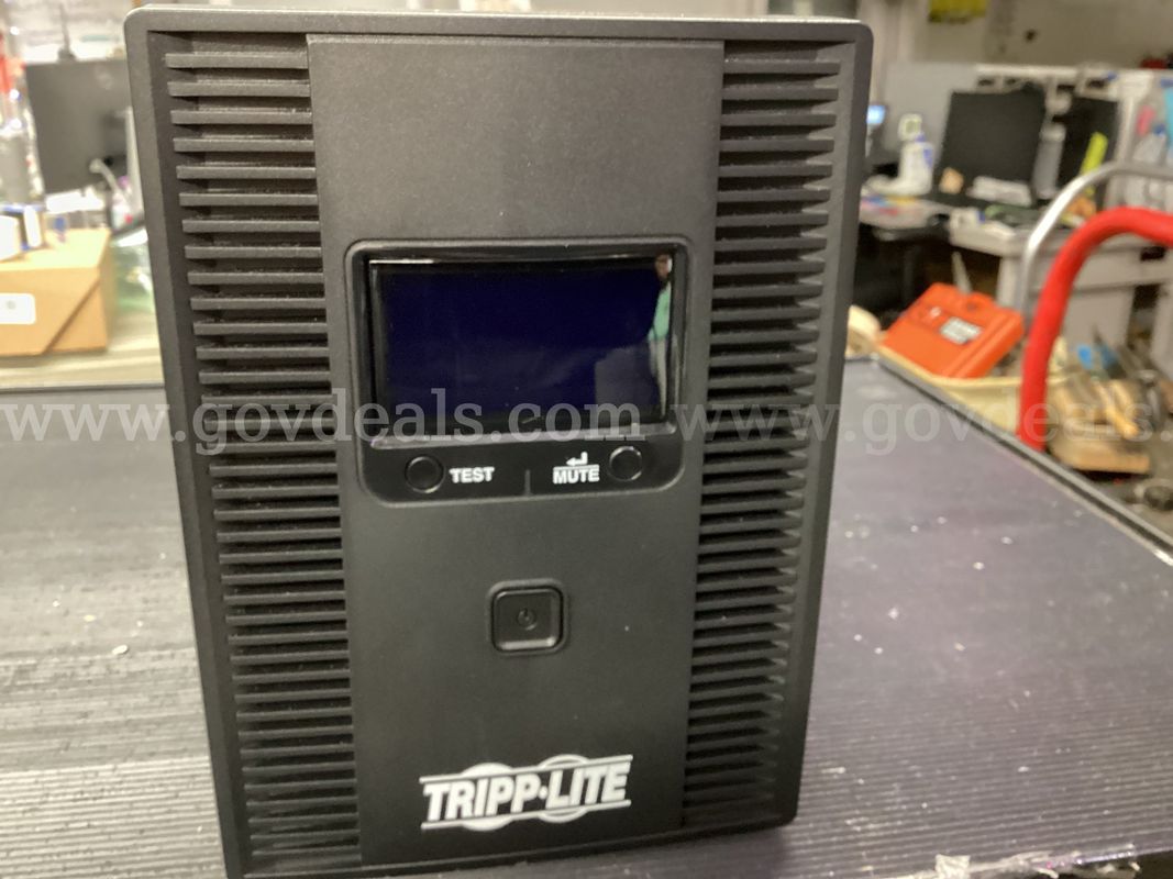 Tripp Lite SMART1500LCDT 1500VA / 900W Tower UPS System – As-Is / Needs Battery