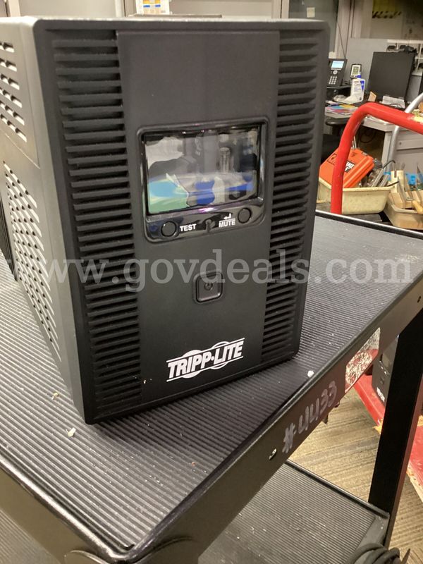 Tripp Lite SMART1500LCDT 1500VA / 900W Tower UPS System – As-Is / Needs Battery
