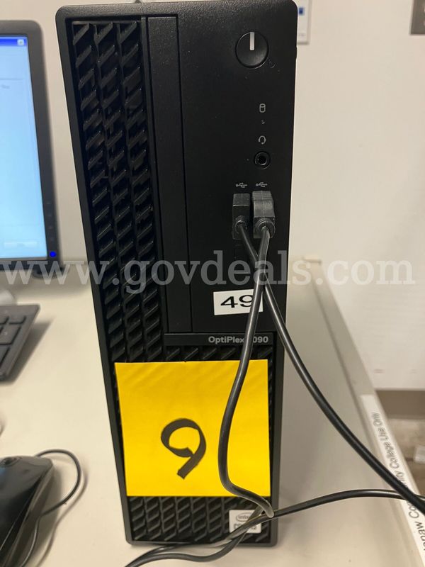 Dell OptiPlex 3090 SFF PC - Intel Core i5-10500 - 16GB RAM - 256GB No OS