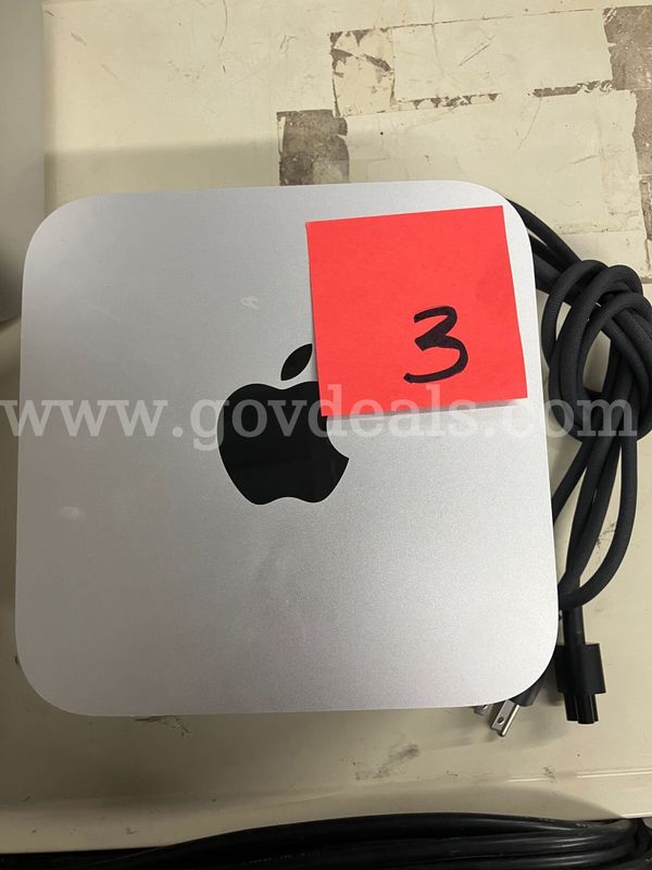 Apple Mac Studio 13,1 (2022) Model A2615 M1 Max (10 cores) 64Gb/1TB Mac OS 26.4.1