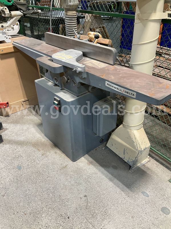 Vintage Rockwell / Delta 8" Long-Bed Commercial Wood Jointer (3-Phase)