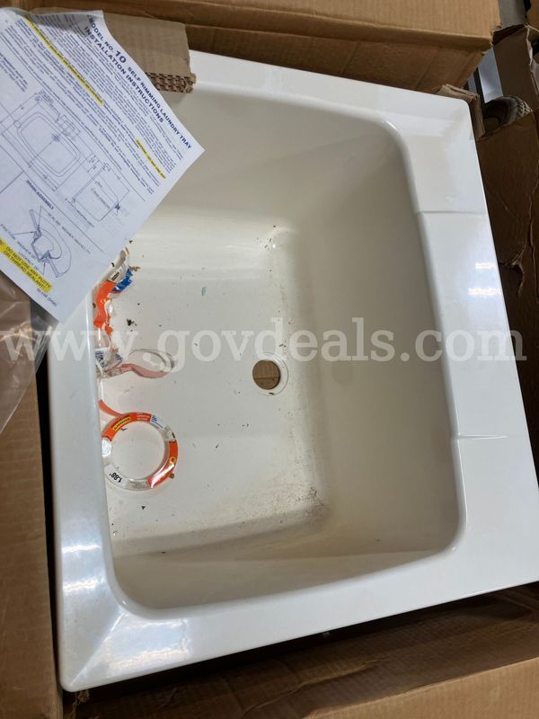 Mustee Model 10 Drop-In Laundry Sink / Utility Basin (Fits 21" x 24" Cutout) – New in Box