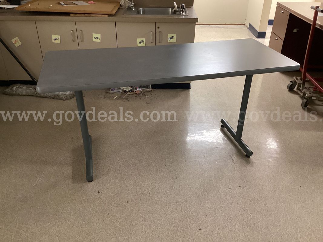 Steelcase Style Commercial Grade Workstation / Utility Table /Classroom - Grey 60x24x29