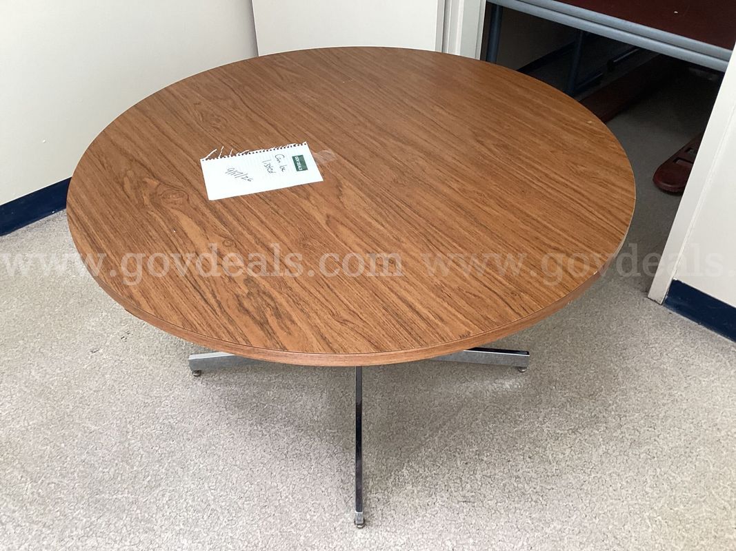 48" Round Conference Table – Faux Wood Grain Top with Chrome Pedestal Base