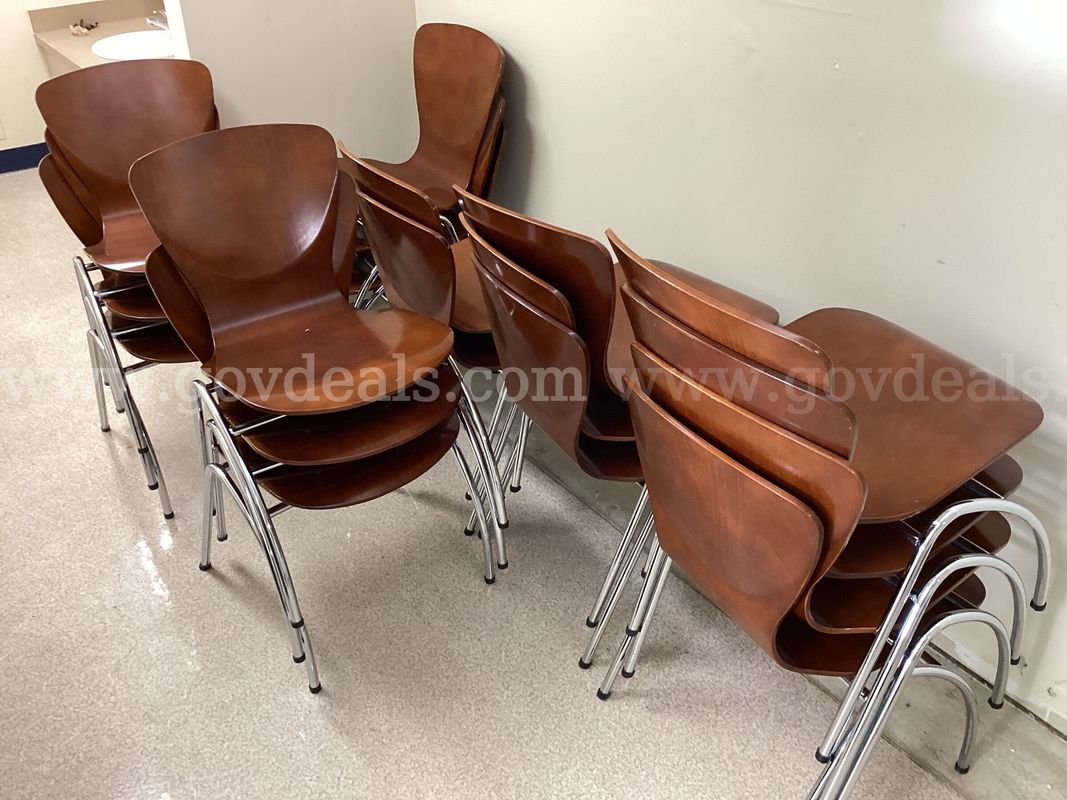 Set of 18 Kimball Office Bingo Stacking Chairs – Molded Wood & Chrome