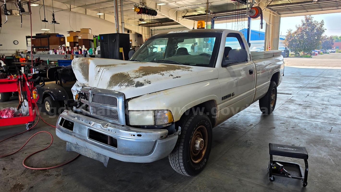 1998 Dodge Ram 2500 2WD