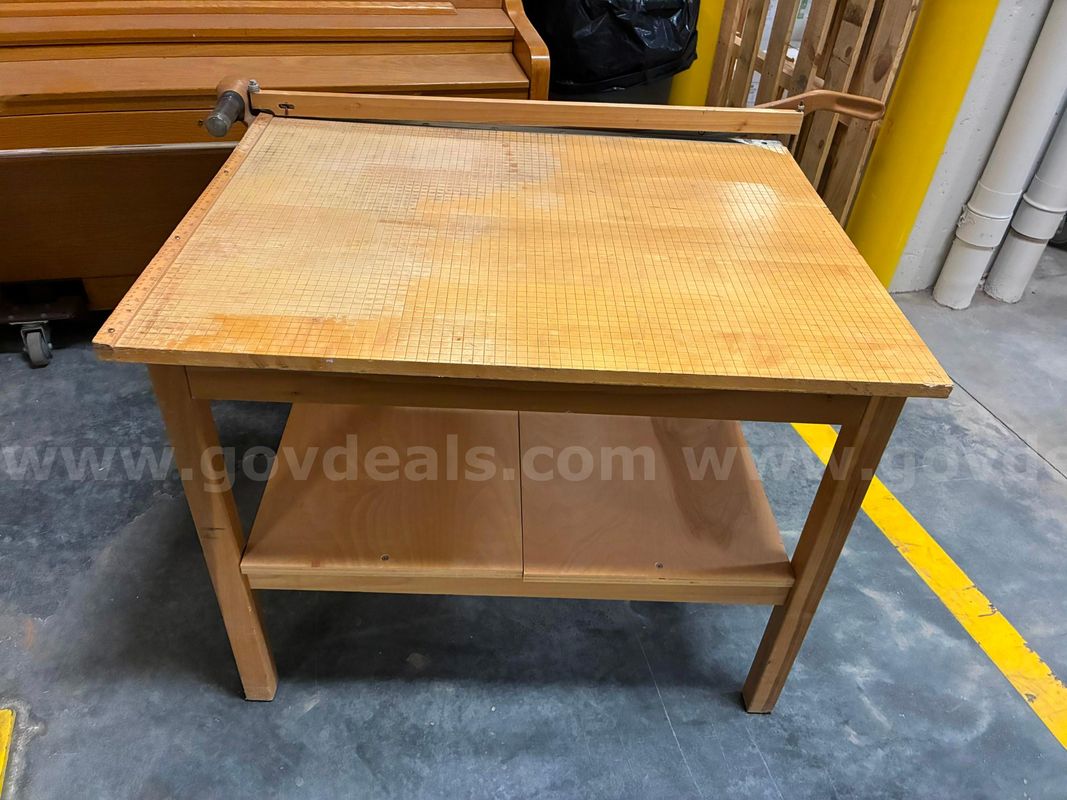 Manual Wooden Paper Cutter & Trimmer