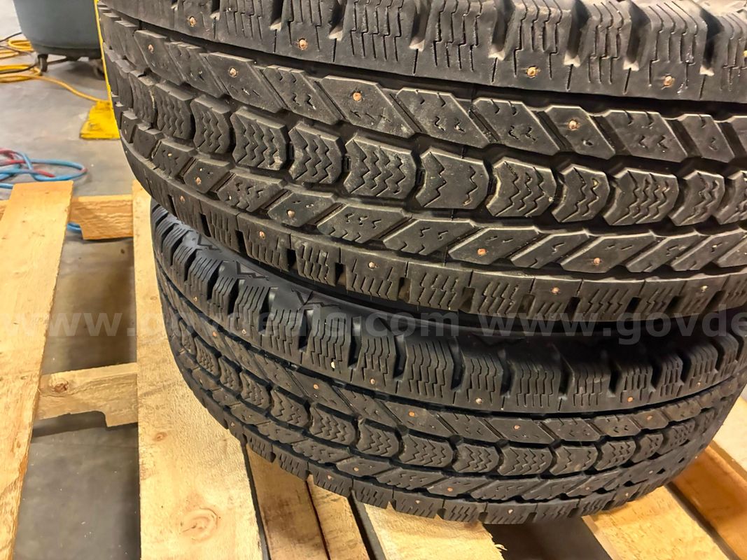 Set of 2 Firestone Winterforce LT Tires