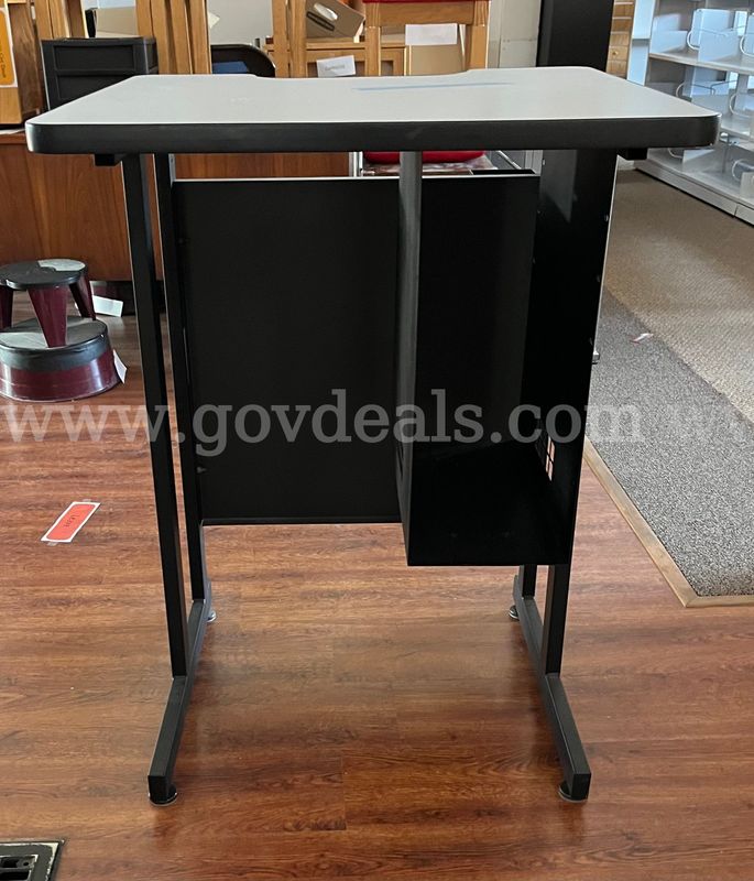 Computer Workstation Desk with CPU Holder