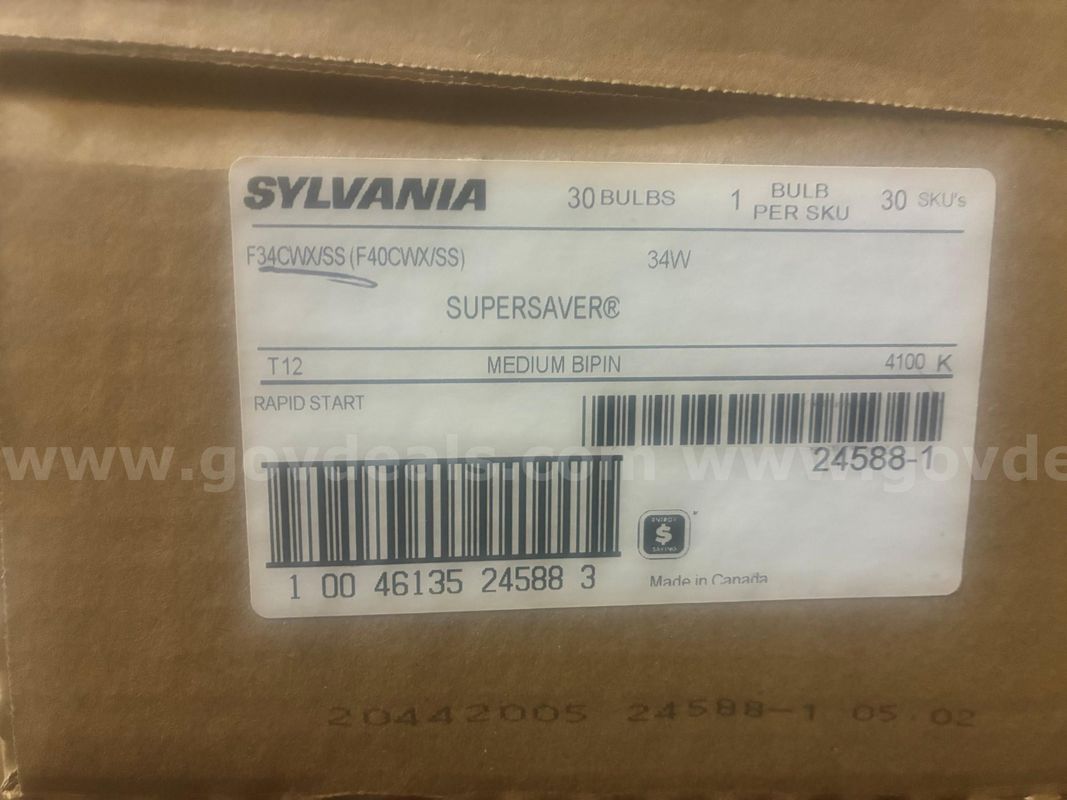 LIGHT BULBS, SYLVANIA F34CWX/SS (F40CWX/SS), 26 BOXES, 30 BULBS PER BOX
