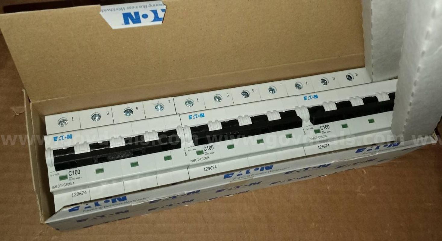 Eaton Cutler-Hammer MCB mMCT C Curve 4 Pole 100A Circuit Breaker mMCT-C100/4 / CASE OF 3 BREAKERS *WILL SHIP*