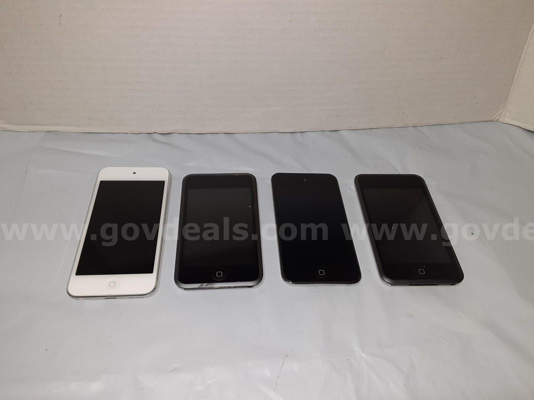Lot of 4 - Apple iPod Touch Compact Portable Media Player