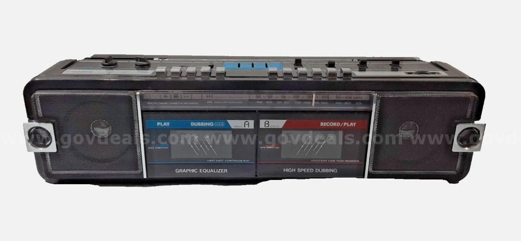 Vintage GoldStar TWS-7101 AM/FM Stereo Radio & Cassette Recorder Dual Deck Tape Player