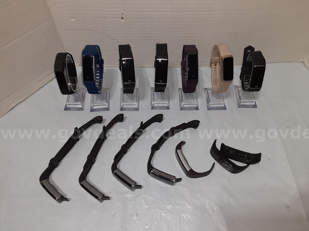 Lot of 14 - Step Tracking, Heart Rate Monitoring & Sleep Tracking Fitness Band