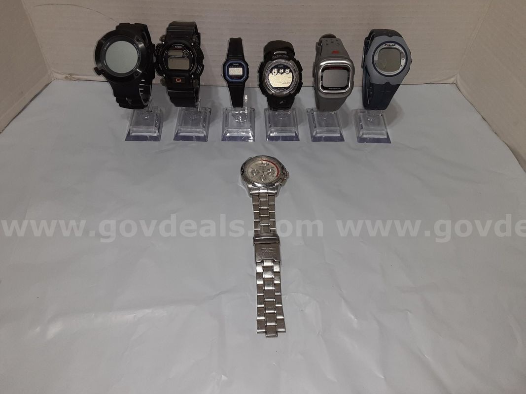 Lot of 7 - Watch Invicta / Casio / Columbia / G-Shock / New Balance / Polar Wrist Watechs