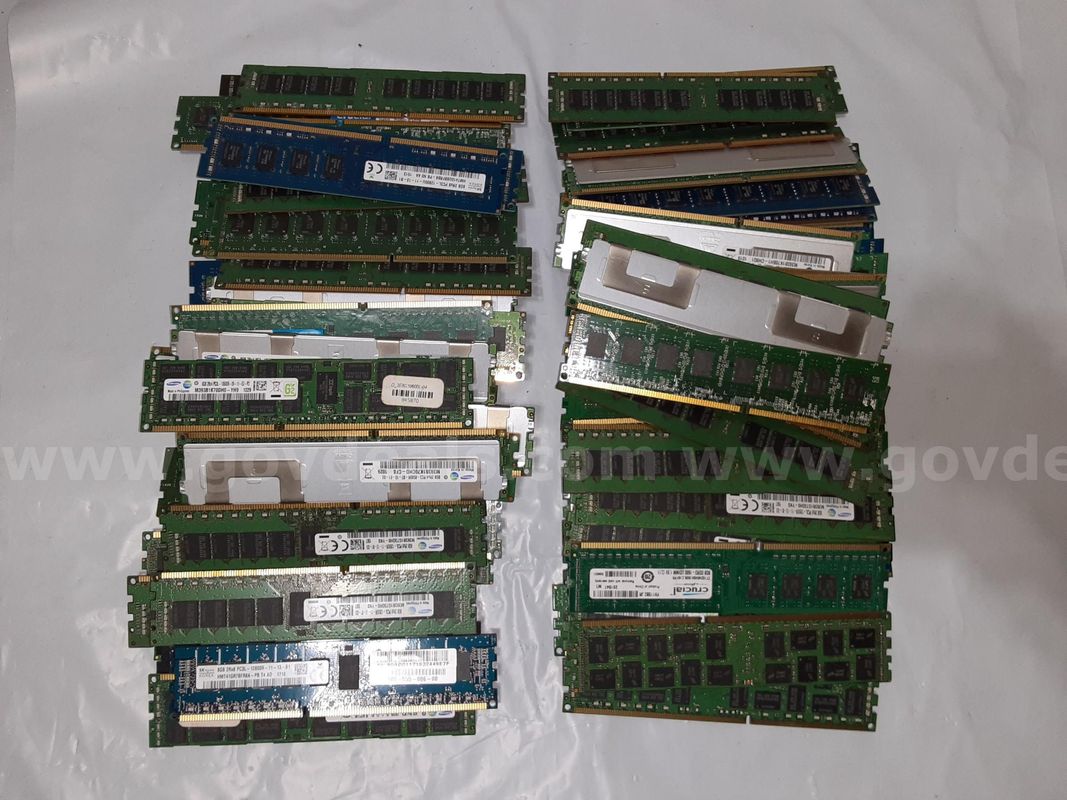 Lot of 100 - RAM 8GB DDR3 Memory Desktop PC / Server Mixed Type and Model