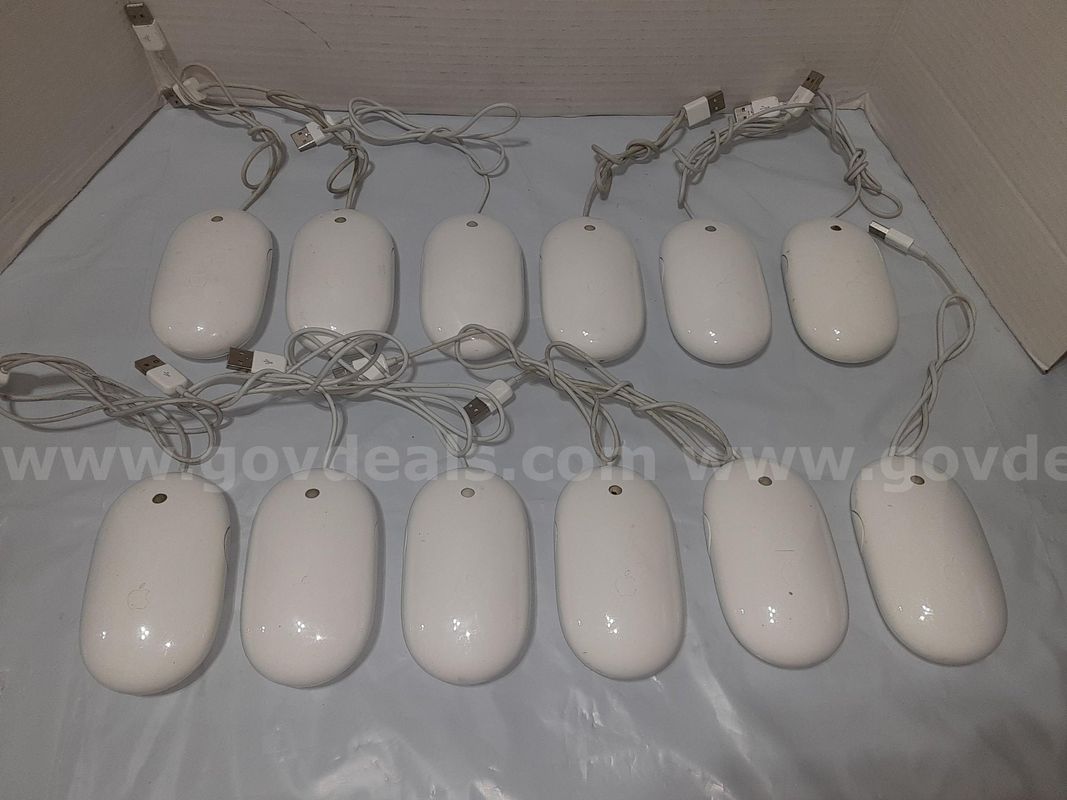 Lot of 12 - Apple Mighty Mouse A1152 USB Wired Desktop Optical Mice