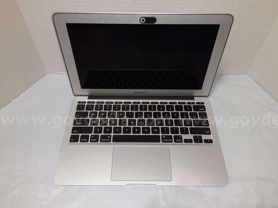 Apple MacBook Air A1465 Laptop Intel Core i7-5650U 2.20GHz 8GB RAM 256GB SSD LINUX MINT