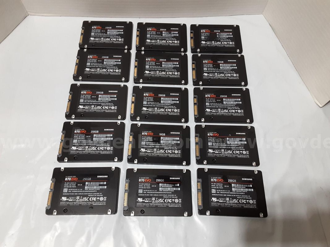 Lot of 15 - Samsung 870 EVO 250GB SATA 2.5" Internal SSD MZ-77E250 Solid State Hard Disk Drive