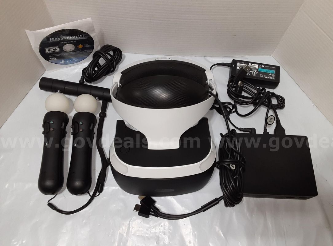 Lot of 6 - Sony PlayStation VR Headset / Motion Controller / Demo Disc Etc.