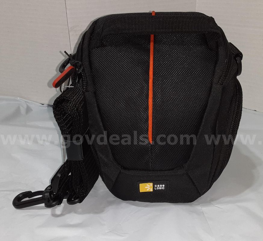 New Case Logic DCB304 Compact System/Hybrid Camera Carrying Case Bag Black