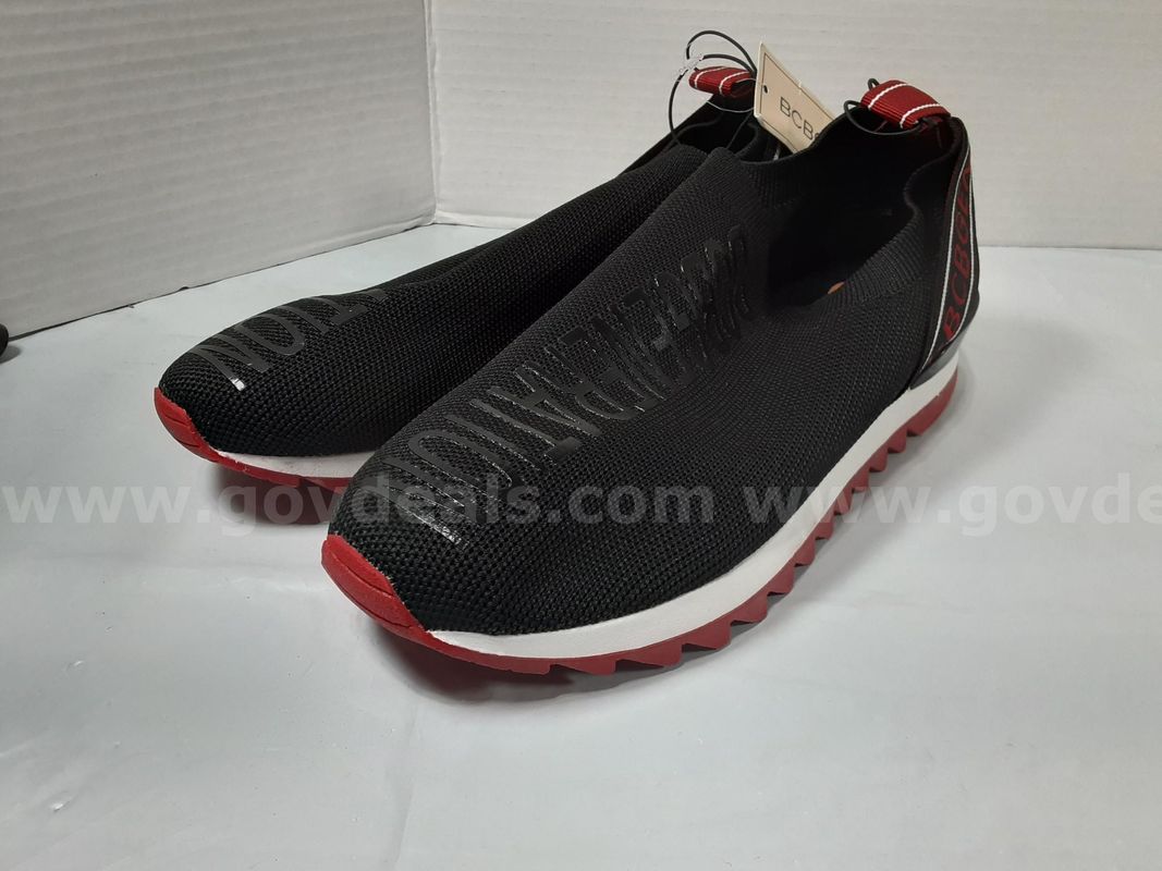 New Original BCBGeneration New Lisas Slip On Sneakers in Black, White & Lipstick Red Size 7.5 / 38