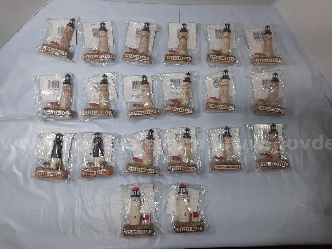 LOT of 20 - Lefton Historical American Lighthouse Collection Collectible Magnet Miniature Souvenir Figurine