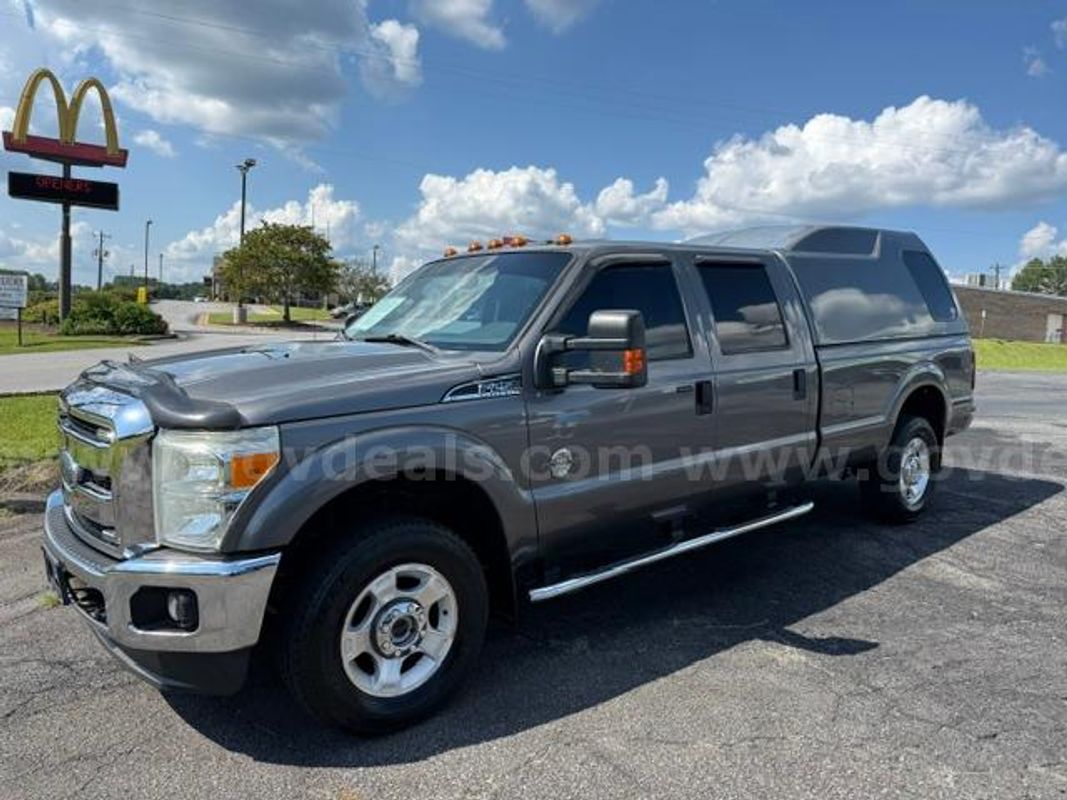 2013 Ford F-250 SD XLT Crew Cab Long Bed 4WD