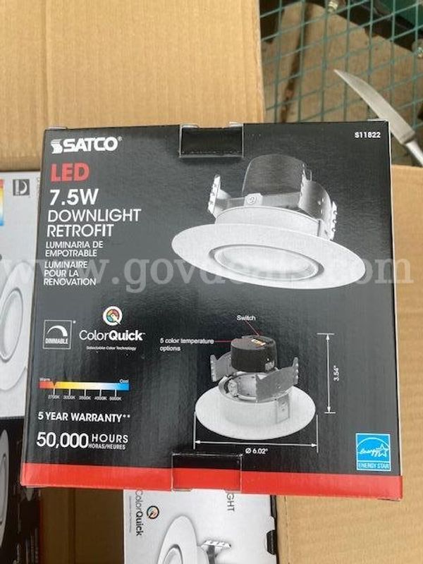 SATCO 7.5 Watt CCT Selectable Brushed Retrofit Gimbaled Integrated LED Downlight 120V 8 pack new in box