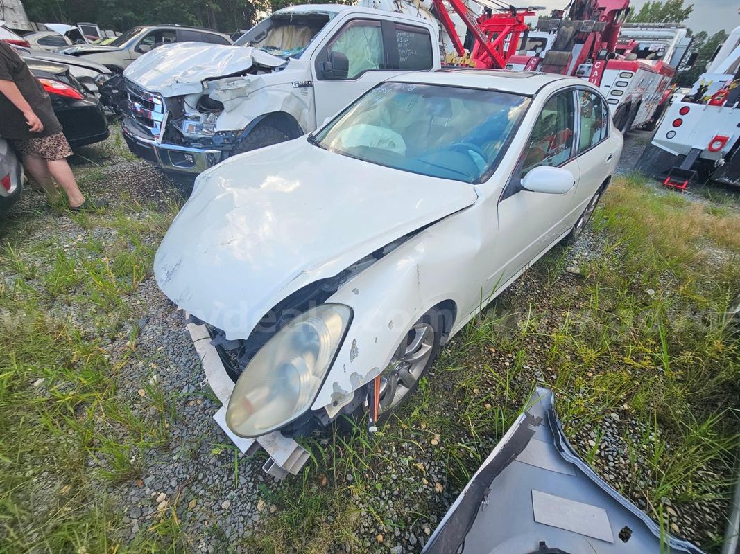 2005 Infiniti G35 Sedan