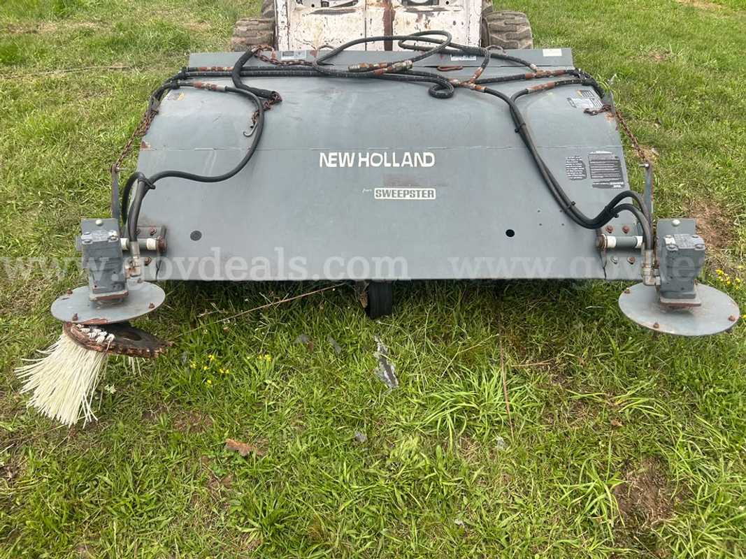 New Holland Sweepster HB72 Hydraulic Skid Steer Attachment