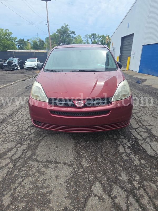 2005 Toyota Sienna