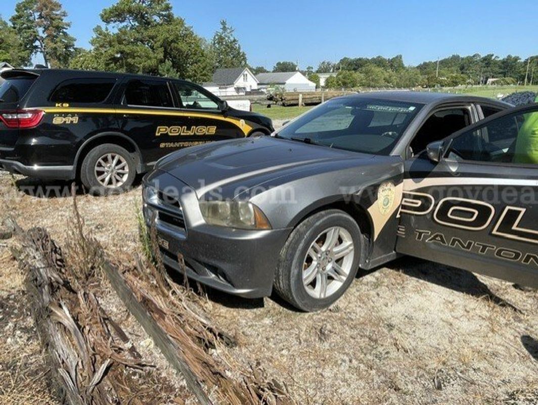 2011 Dodge Charger, non-running Police