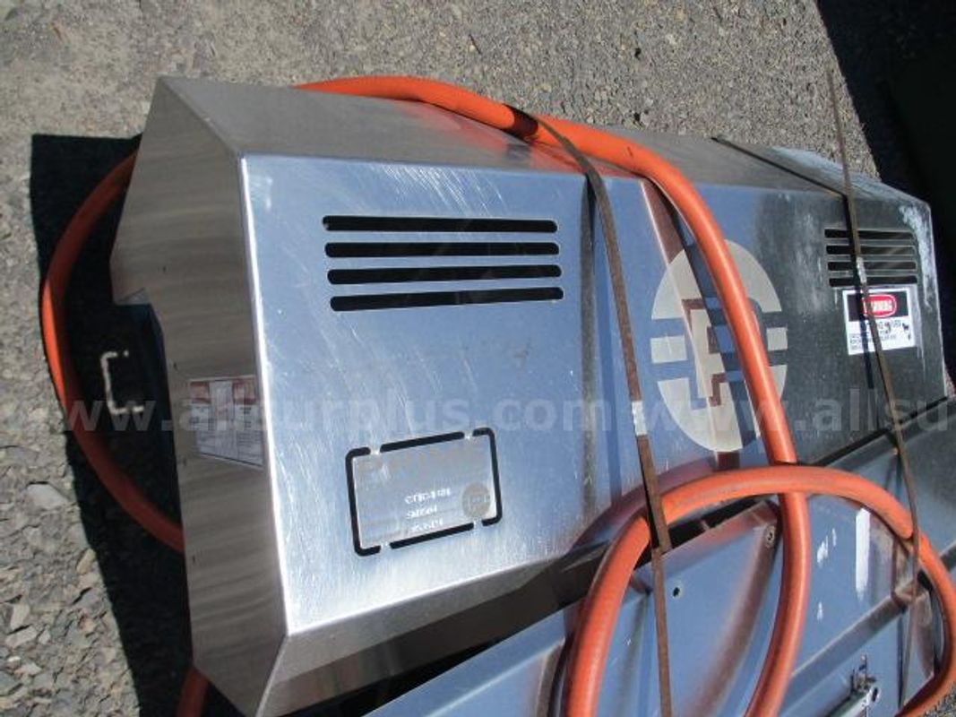Prime CTTC-1 RH Chicken Tender Clipper