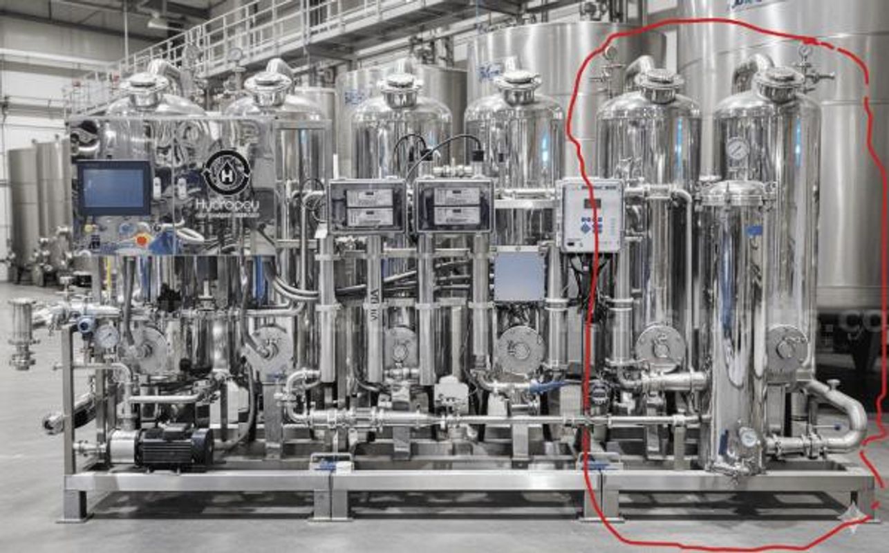 Custom 304 Stainless Steel Dual Vessel Treatment & Filtration Skid – 20" x 6' Tanks + Polishing Vessel