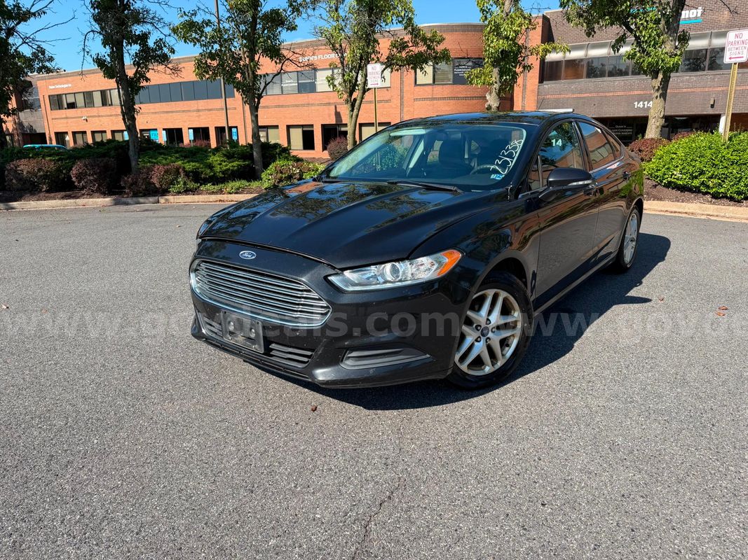 2013 Ford Fusion SE