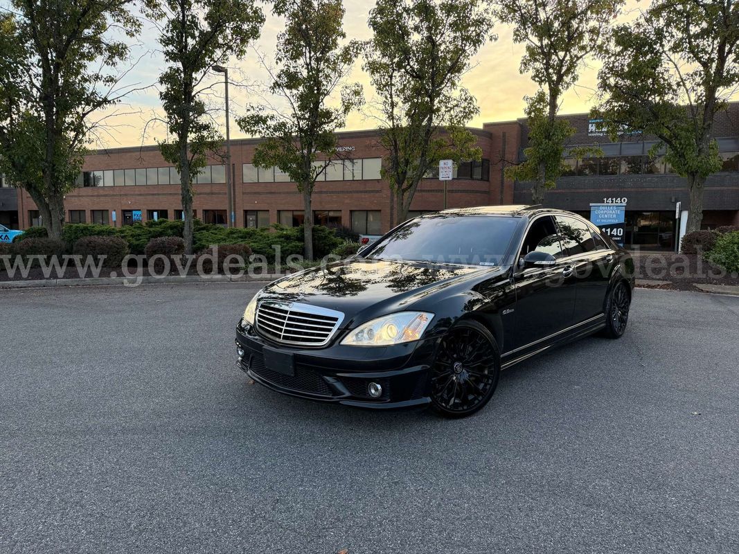 2009 Mercedes-Benz S-Class S63 AMG