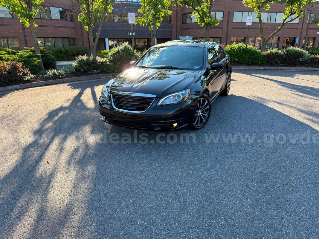 2012 Chrysler 200s