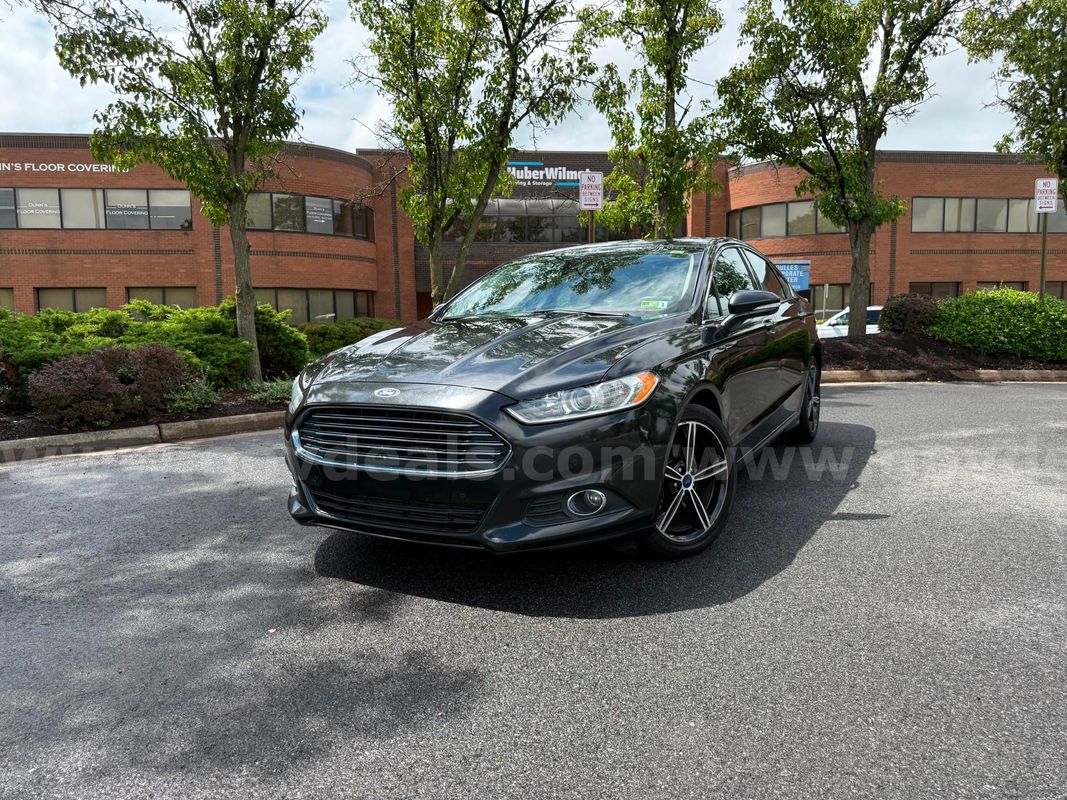2014 Ford Fusion SE